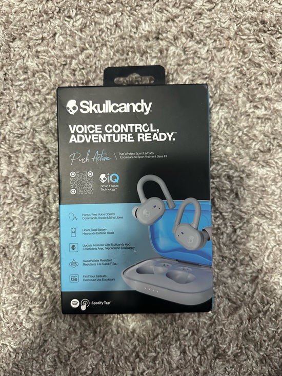 Skullcandy Other - Skullcandy Push Active Wireless Earbuds in Light Gray with Earhooks